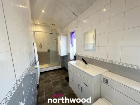 3 bedroom Semi-detached house for sale in East Lane, Doncaster, Doncaster, DN7