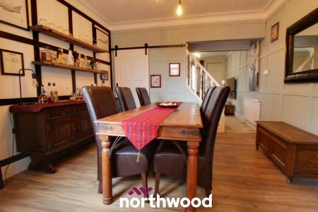 2 bedroom Terraced House for sale in Queen Street, Thorne, Doncaster, DN8