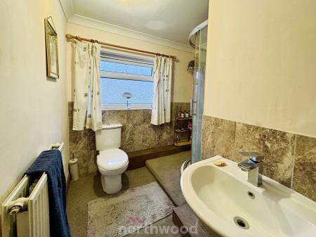 2 bedroom End of terrace house for sale in Cuckoo Park, Rawcliffe, Goole, DN14