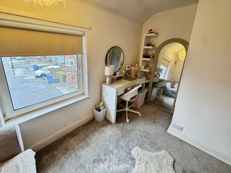 3 bedroom Semi-detached house for sale in Tennyson Avenue, Thorne, Doncaster, DN8