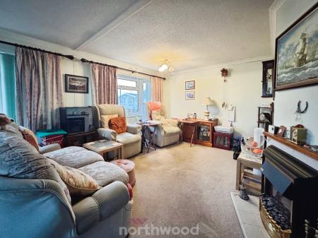 2 bedroom Park home for sale in Palm Grove Court, Thorne, Doncaster, DN8