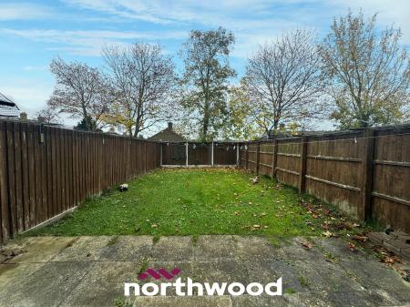 3 bedroom Semi-detached house to let in Church View Gardens, Moorends, Doncaster, DN8