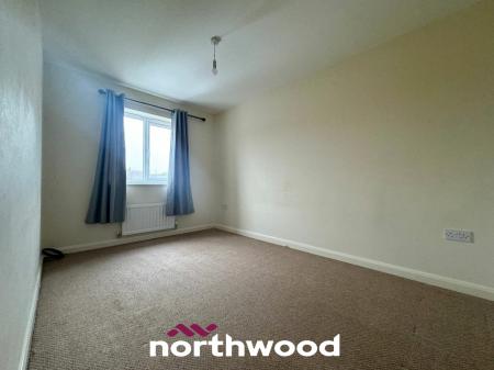 3 bedroom Semi-detached house to let in Church View Gardens, Moorends, Doncaster, DN8