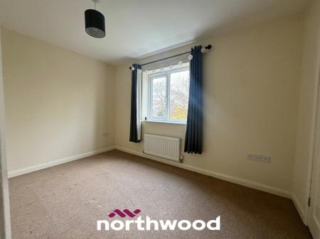 3 bedroom Semi-detached house to let in Church View Gardens, Moorends, Doncaster, DN8