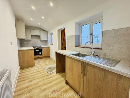 2 bedroom Cottage to let in High Street, Rawcliffe, Goole, DN14