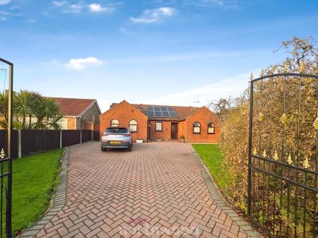 Bloomhill Road, Thorne, Doncaster, DN8