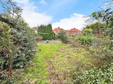 2 bedroom Semi-detached house for sale in Crookesbroom Lane, Hatfield, Doncaster, DN7