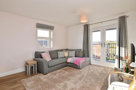 1 bedroom Flat for sale in 14 Lonsdale Road, Wokingham, RG40
