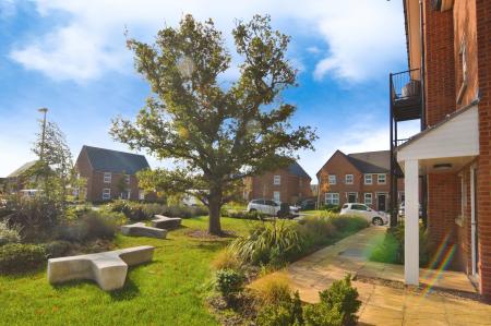 1 bedroom Flat for sale in 14 Lonsdale Road, Wokingham, RG40