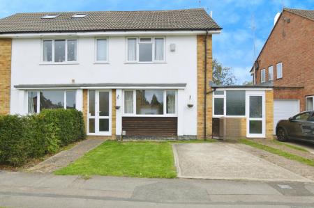 4 bedroom Semi-detached house for sale in Allendale Road, Earley, RG6