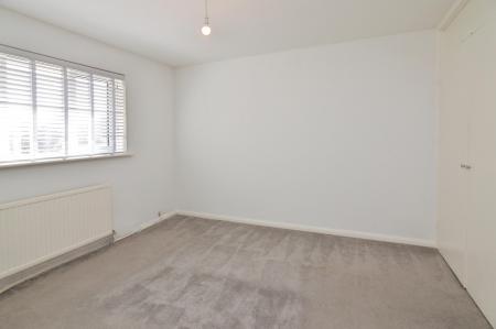 2 bedroom Terraced House for sale in Cornwall Close, Woosehill, Wokingham, RG41