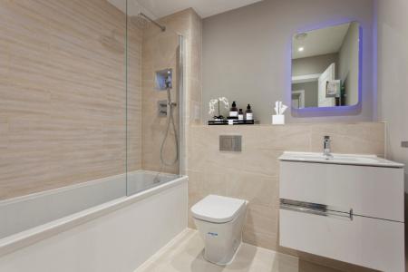 1 bedroom Flat to let in 42 Broad Street, Wokingham, RG40