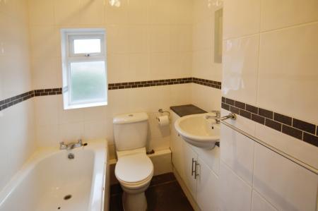 2 bedroom Terraced House for sale in Havelock Road, Wokingham, RG41
