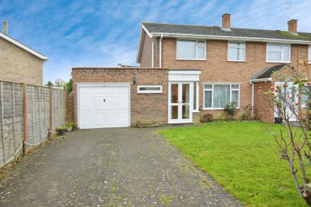 Lynden Close, Maidenhead, SL6
