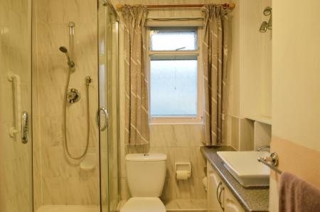 3 bedroom Terraced House for sale in Lynden Close, Maidenhead, SL6