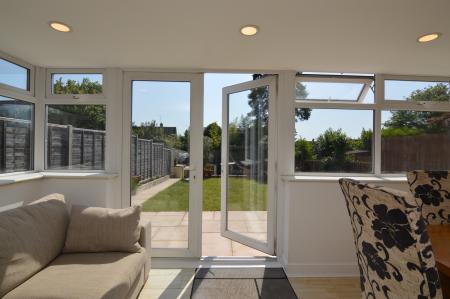 3 bedroom Semi-detached house to let in St Pauls Gate, Wokingham, RG41