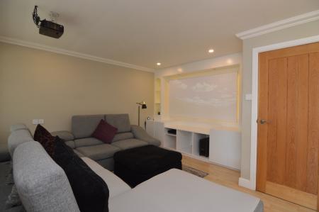 3 bedroom Semi-detached house to let in St Pauls Gate, Wokingham, RG41