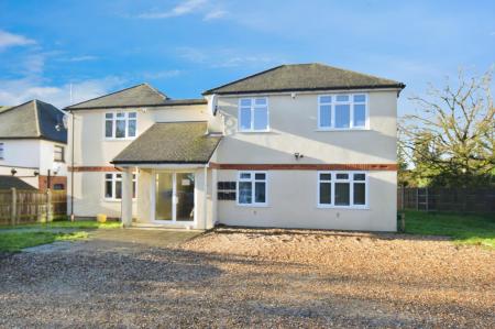 1 bedroom Flat to let in Ilbury Close, Shinfield, RG2