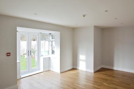 1 bedroom Flat to let in Ilbury Close, Shinfield, RG2