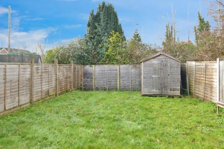 1 bedroom Flat to let in Ilbury Close, Shinfield, RG2