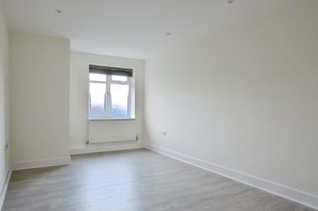 1 bedroom Flat to let in Ilbury Close, Shinfield, RG2