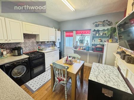 2 bedroom Mixed Use for sale in Rake Lane, Wallasey, Wirral, CH45