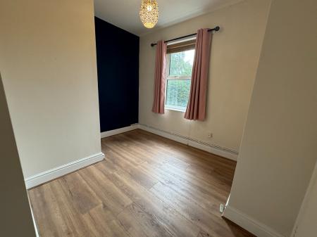2 bedroom Apartment to let in Shrewsbury Road, Oxton, Wirral, CH43