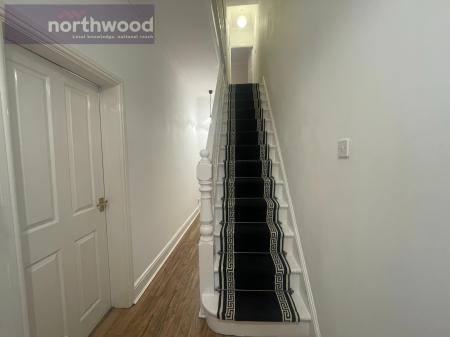 3 bedroom Semi-detached house to let in Normanston Road, Wirral, CH43