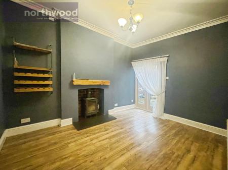 3 bedroom Semi-detached house to let in Normanston Road, Wirral, CH43