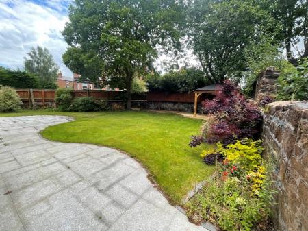 4 bedroom Detached house to let in Shrewsbury Road, Oxton, Wirral, CH43