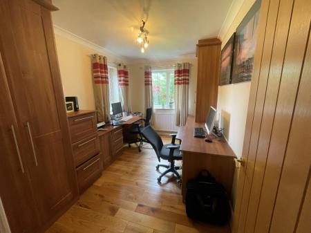 4 bedroom Detached house to let in Shrewsbury Road, Oxton, Wirral, CH43