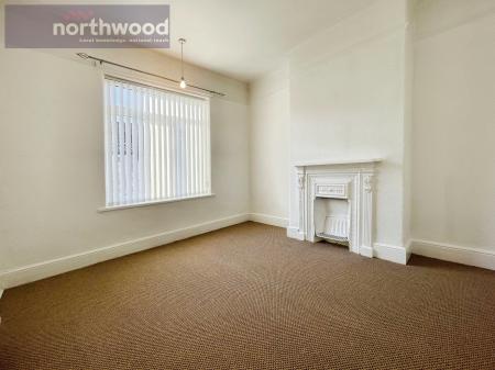 4 bedroom Semi-detached house to let in Malvern Road, Wallasey, Wirral, CH45