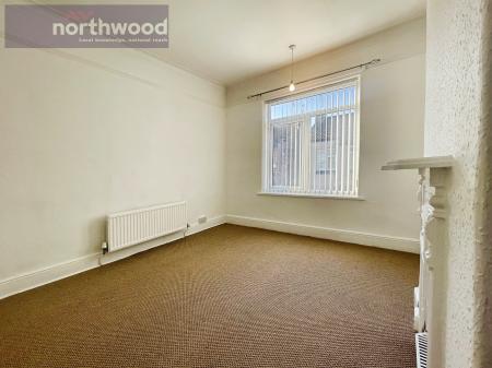 4 bedroom Semi-detached house to let in Malvern Road, Wallasey, Wirral, CH45