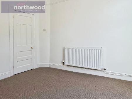 4 bedroom Semi-detached house to let in Malvern Road, Wallasey, Wirral, CH45