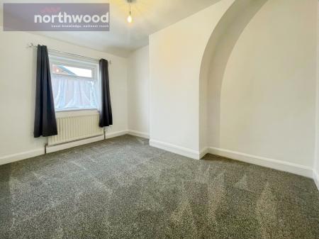 3 bedroom Semi-detached house to let in Price Street, Birkenhead, Wirral, CH41