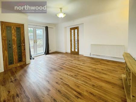 3 bedroom Semi-detached house to let in Price Street, Birkenhead, Wirral, CH41