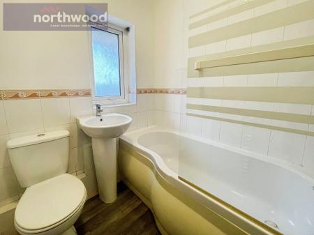 3 bedroom Semi-detached house to let in Price Street, Birkenhead, Wirral, CH41