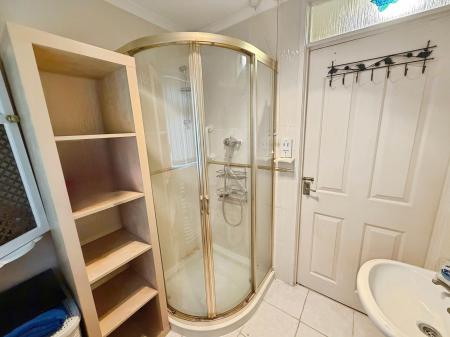 2 bedroom Semi-detached bungalow for sale in Cottesmore Way, Golborne, WA3