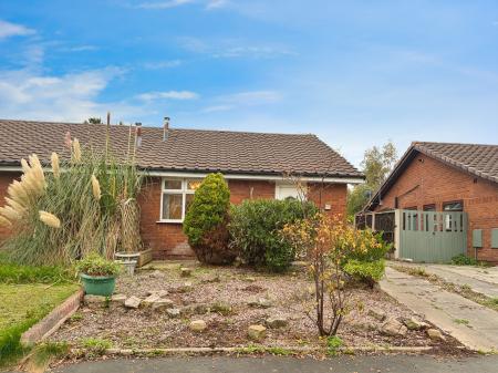 2 bedroom Semi-detached bungalow for sale in Cottesmore Way, Golborne, WA3
