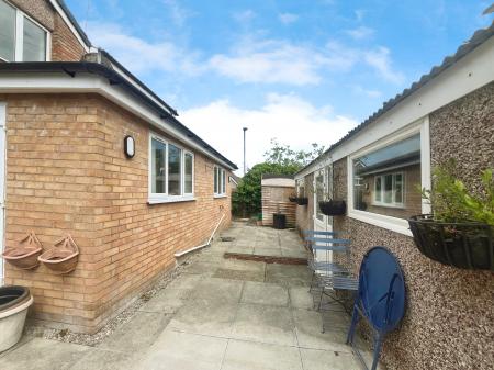 4 bedroom Detached house for sale in Highfield Grange Avenue, Wigan, WN3