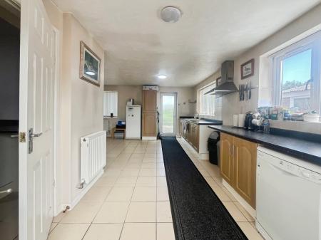 4 bedroom Detached house for sale in Highfield Grange Avenue, Wigan, WN3