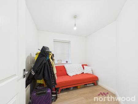 2 bedroom Flat for sale in Pear Tree Court, Wigan, WN2