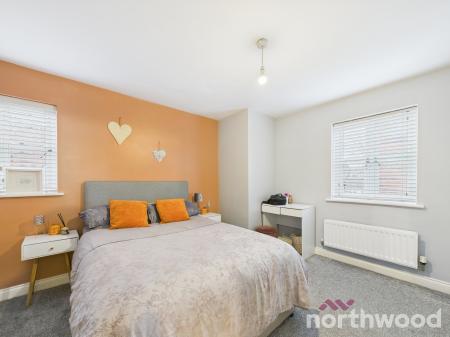 2 bedroom Flat for sale in Pear Tree Court, Wigan, WN2