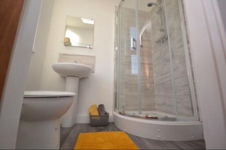 1 bedroom House share to let in Belle Green Lane, Ince, Wigan, WN2