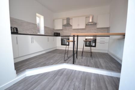 1 bedroom House share to let in Belle Green Lane, Ince, Wigan, WN2