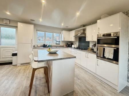 4 bedroom Detached house for sale in Almond Green Avenue, Standish, Wigan, WN6