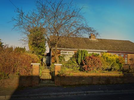 2 bedroom Semi-detached bungalow for sale in Whitstone Drive, Skelmersdale, WN8
