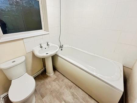 2 bedroom Terraced House to let in Allanson Street, St Helens, WA9