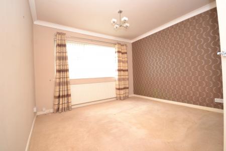2 bedroom Flat to let in Spencer Road, Swinley, Wigan, WN1