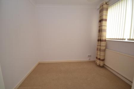 2 bedroom Flat to let in Spencer Road, Swinley, Wigan, WN1